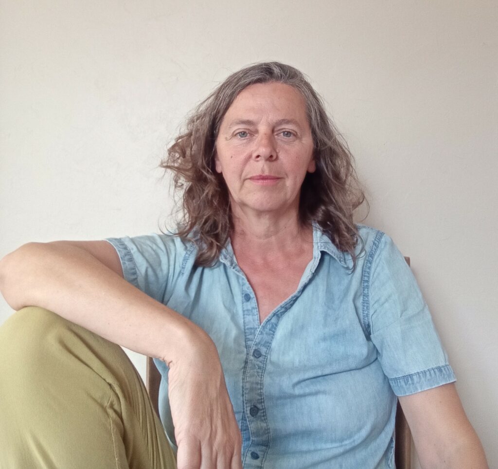 Photo portrait femme artiste